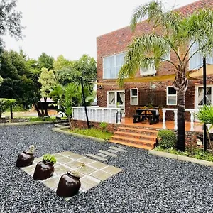 Guest house Plattekloof Premium, Bellville