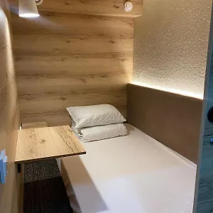  Capsule hotel Aq Capsule Kazakhstan